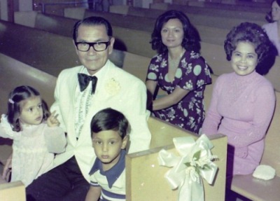 papa with myrna and nellie